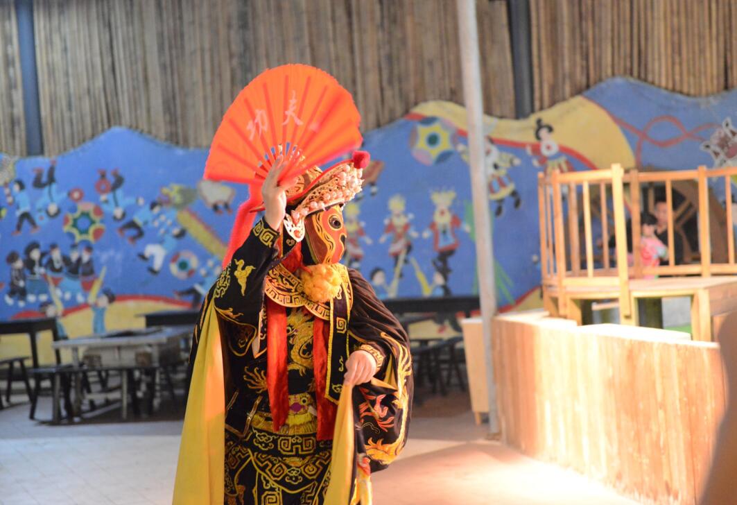 9b5e8c8699c2644b826e6bed586ed334d8ea344e.jpeg 川剧01.jpg